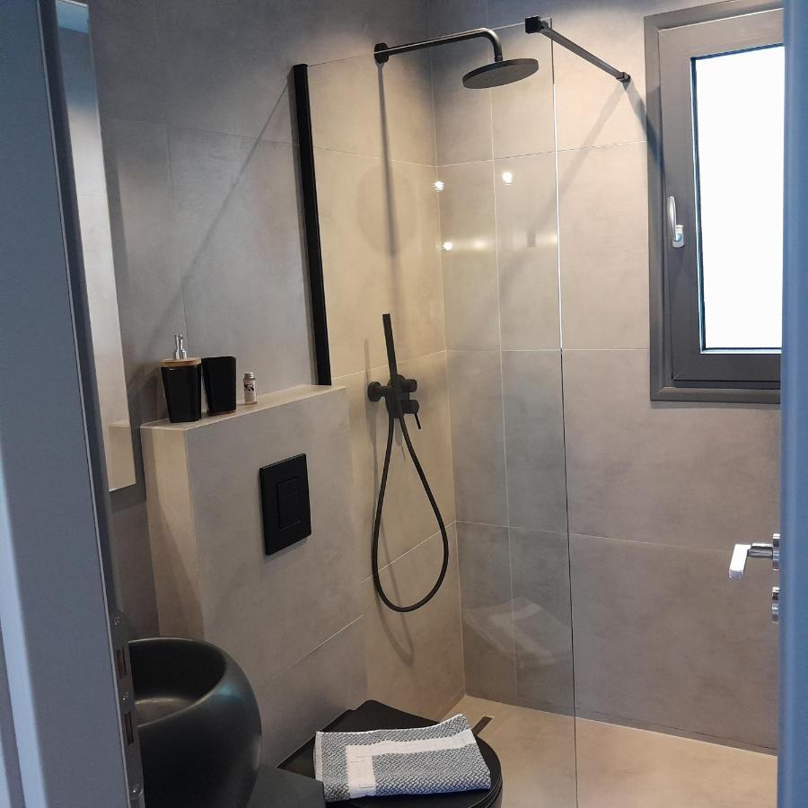 شقة Brand New Flat Near De Bosset Bridge, Argostoli المظهر الخارجي الصورة