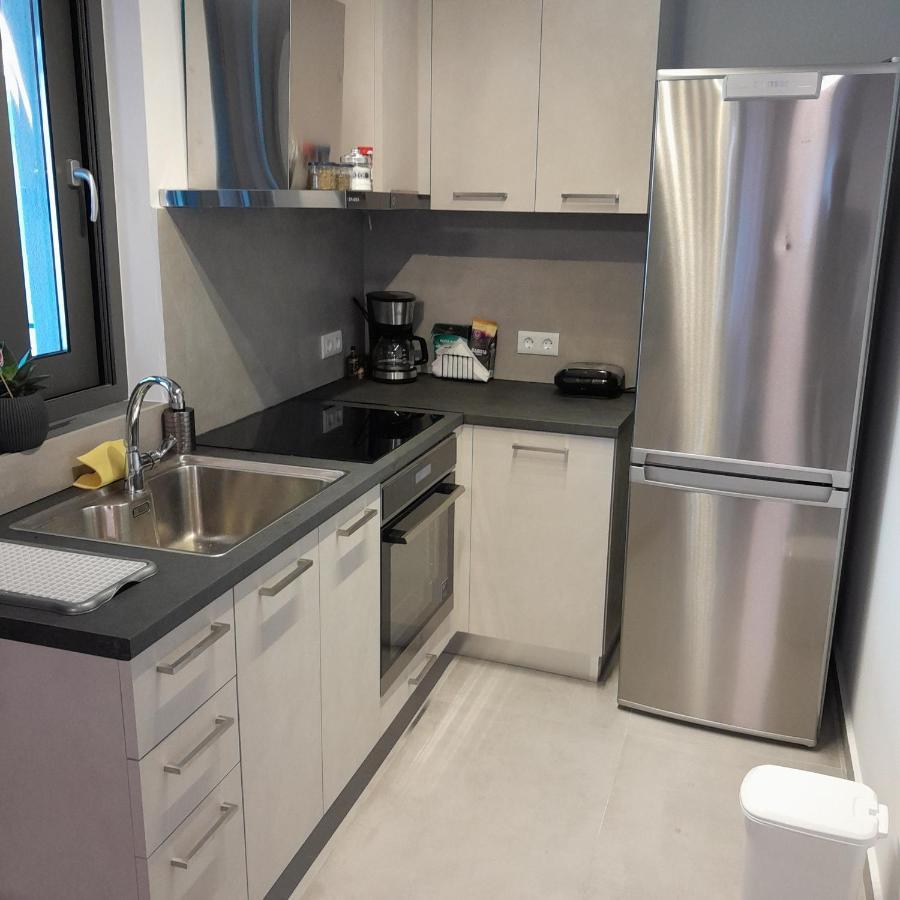 شقة Brand New Flat Near De Bosset Bridge, Argostoli المظهر الخارجي الصورة